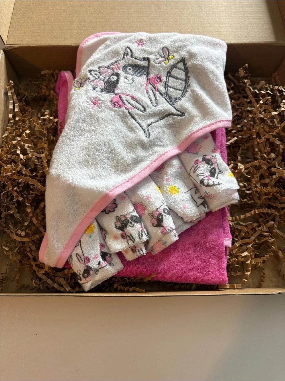 Pink Baby Bath and Hooded Towel Set with Raccoon Design
